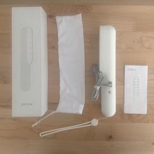 Purple Glow UV Light Sanitizing Wand Disinfect Travel NEW, Never Used